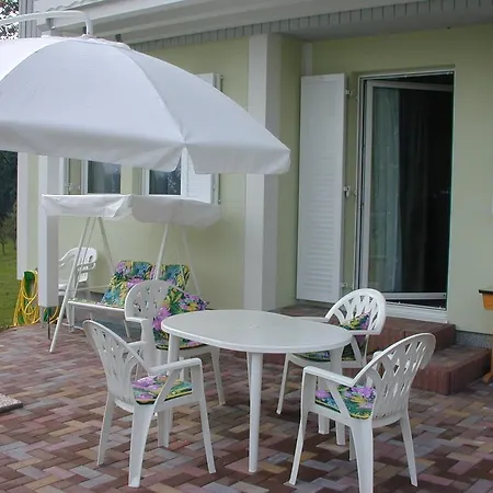 达富尔公寓 公寓 *